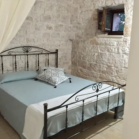 Casa de Férias L'anima Della Pietra - Trullo Sovrano *